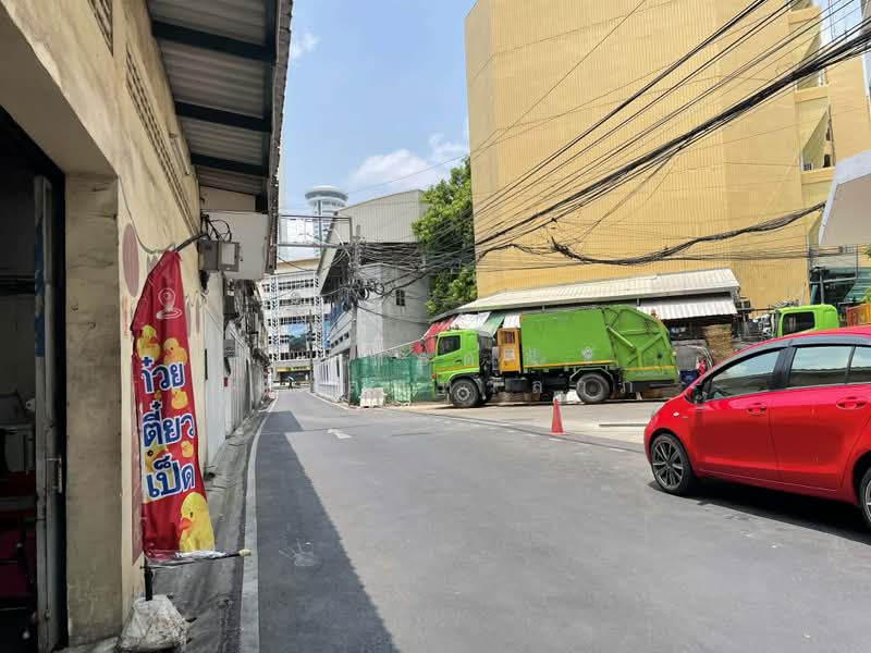 เซ้งอาคารพาณิชยราชพัสดุ 39 ตารางวา ถ.เจริญกรุง ซ.24 ตลาดน้อย สัมพันธวงศ์ กรุงเทพ, Bangkok, Talat Noi, Samphanthawong, Bangkok, , 240 sqm, Shophouse For Sale, by ศุทธดา มงคลมหาลาภ, 500383355 - DDproperty.com