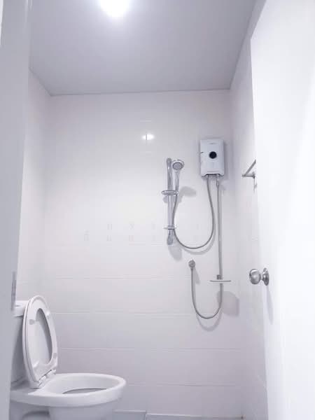 House for Sale with Existing Tenant,Immediate Rental Income,6% Annual Yield, Chachoengsao, Nong Tin Nok, Ban Pho, Chachoengsao, 2 Bedrooms, 76 sqm, Townhouse For Sale, by ยรรยง ลิ้มสุวรรณ, 500383374 - DDproperty.com