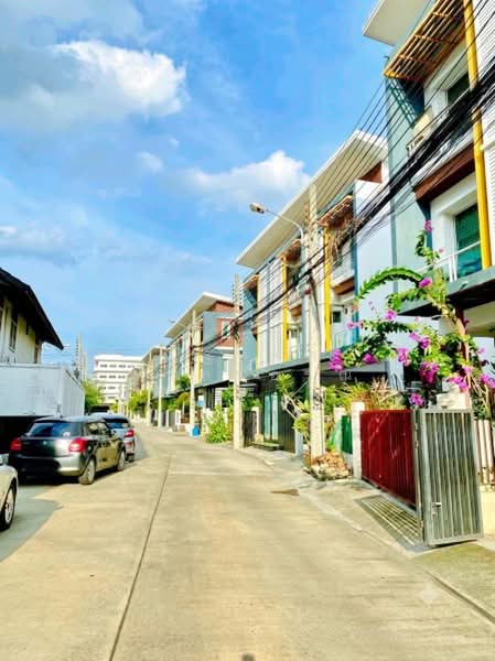 ไม่พบโครงการ, นนทบุรี, แจ้งวัฒนะ-ปากเกร็ด 39-43, คลองเกลือ, ปากเกร็ด, นนทบุรี, 140 ตร.ม., ทาวน์เฮ้าส์ ให้เช่า, โดย ณัฐพงศ์ สุนทรอรุณ, 500383378 - DDproperty.com