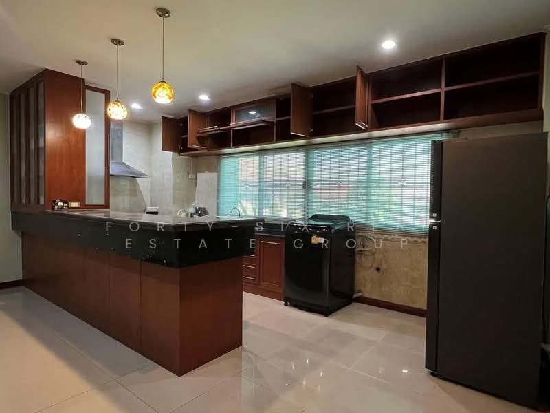 ให้เช่า home office 3.5ชั้น ตรงข้าม ม.เกษมบัณฑิต ร่มเกล้า, Bangkok, Phatthanakan, Suan Luang, Bangkok, , 355 sqm, Shophouse For Rent, by Forty-Six Real Estate Group, 500383388 - DDproperty.com