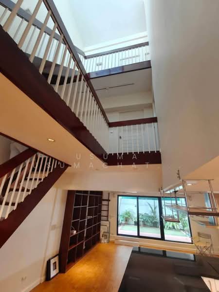 Renovated Townhome Garden Court Sukhumvit 49, Bangkok, Khlong Tan Nua, Watthana, Bangkok, 4 Bedrooms, 230 sqm, Townhouse For Rent, by Usuma Usumachat, 500383411 - DDproperty.com