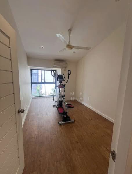 Renovated Townhome Garden Court Sukhumvit 49, Bangkok, Khlong Tan Nua, Watthana, Bangkok, 4 Bedrooms, 230 sqm, Townhouse For Rent, by Usuma Usumachat, 500383411 - DDproperty.com
