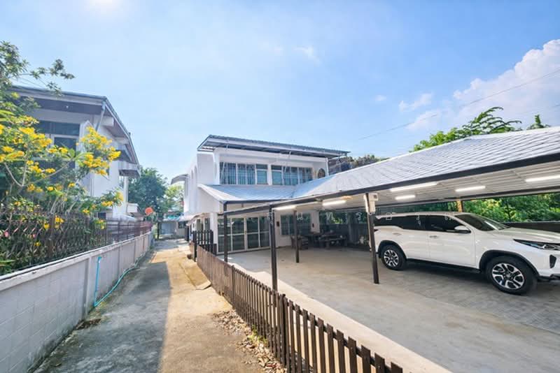 ไม่พบโครงการ, Bangkok, ศรีนครินทร์ วชิรธรรมสาธิต39-49, Bang Chak, Phra Khanong, Bangkok, 6 Bedrooms, 2,200 sqm, Single Detached House For Rent, by ณัฐพงศ์ สุนทรอรุณ, 500383413 - DDproperty.com