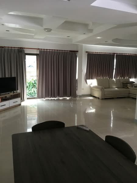 บ้านเช่ารามอินทรากม.3 หมู่บ้านทองสถิตย์โครงการ5 ติดโรงเรียนนานาชาติกีรพัฒน์, กรุงเทพ, รามอินทรา34, ท่าแร้ง, บางเขน, กรุงเทพ, 520 ตร.ม., บ้านเดี่ยว ให้เช่า, โดย คุณทัณฑิกา แก้วปู่วัด, 500383415 - DDproperty.com