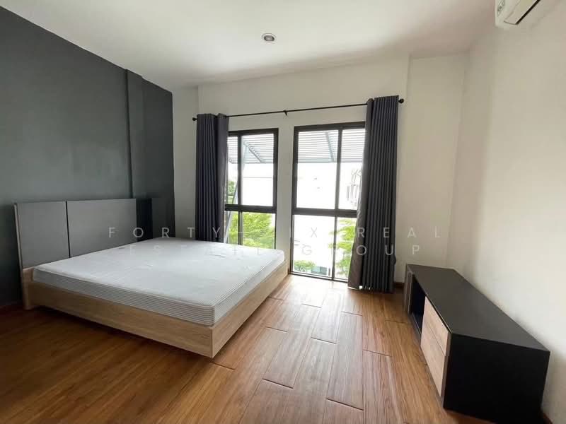 Areeya Mandarina Sukhumvit 77, Bangkok, Sukhumvit 77 Road (On Nut), Suan Luang, Bangkok, 3 Bedrooms, 250 sqm, Townhouse For Rent, by Forty-Six Real Estate Group, 500383435 - DDproperty.com
