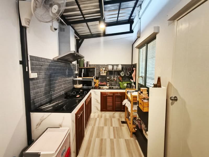 Baan Pruksa Teparak-Muengmai 1, Samut Prakan, Thepharak Road, Bang Phriang, Bang Bo, Samut Prakan, 3 Bedrooms, 100 sqm, Townhouse For Sale, by The Best Property ตู่, 500383449 - DDproperty.com