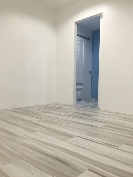 Lumpini Place Borom Ratchachonni - Pinklao, Bangkok, Boromratchachonnanee Road, Taling Chan, Bangkok, 1 Bedroom, 58 sqm, Condo For Sale, by สมิสา กุลกมลานนท์, 500383457 - DDproperty.com
