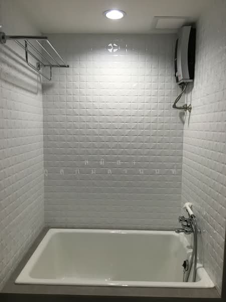 Lumpini Place Borom Ratchachonni - Pinklao, Bangkok, Boromratchachonnanee Road, Taling Chan, Bangkok, 1 Bedroom, 58 sqm, Condo For Sale, by สมิสา กุลกมลานนท์, 500383457 - DDproperty.com