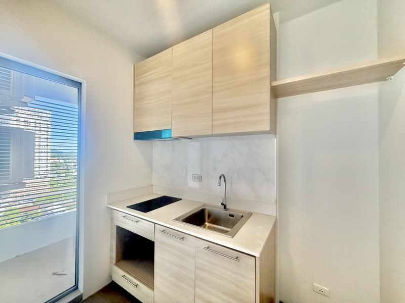 Casalunar Mesto Condo : คาซาลูน่า เมสโต, ชลบุรี, 145 หมู่ 1, เสม็ด, เมืองชลบุรี, ชลบุรี, 32 ตร.ม., คอนโด ขาย, โดย Paula ., 500383469 - DDproperty.com