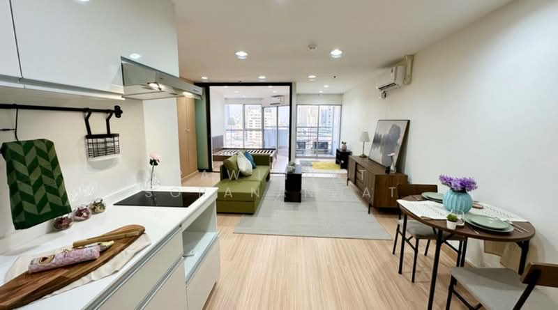 The Waterford Diamond Tower Sukhumvit, Bangkok, 758/18 Soi Sukhumvit 30/1, Sukhumvit Road, Khlong Toei, Bangkok, 1 Bedroom, 52 sqm, Condo For Sale, by Rawinunt Sorananwat, 500383496 - DDproperty.com