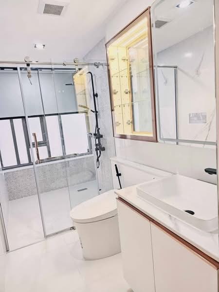 Klass Silom, Bangkok, 52 Silom Road, Silom, Bang Rak, Bangkok, 1 Bedroom, 51 sqm, Condo For Sale, by Rawinunt Sorananwat, 500383508 - DDproperty.com