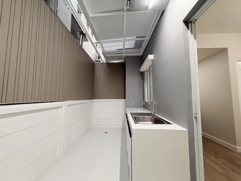 Areeya Daily Kaset-Nawamintr, Bangkok, Ladplakhao Road, Chorake Bua, Lat Phrao, Bangkok, 3 Bedrooms, 170 sqm, Townhouse For Sale, by Khun Jan, 500383511 - DDproperty.com