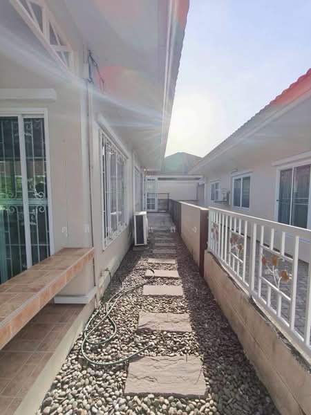 ให้เช่าบ้านเดี่ยวชั้นเดียว ม.ฟอเรสต้า5 สวนเสือ ศรีราชา, Chon Buri (Pattaya), Surasak, Si Racha, Chon Buri (Pattaya), 2 Bedrooms, 150 sqm, Single Detached House For Rent, by Dusit Saengfa, 500383524 - DDproperty.com