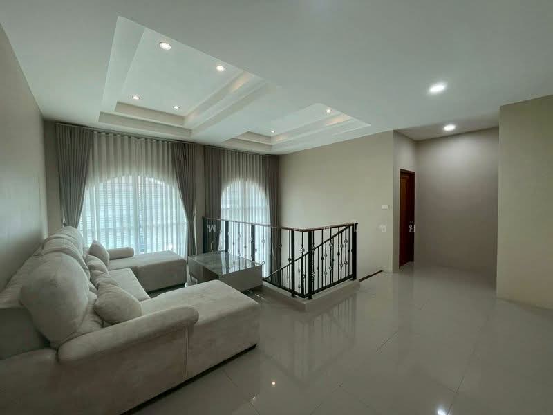 Baan Suan Neramit Watcharapol-Permsin, Bangkok, Permsin Road, Khlong Tanon, Sai Mai, Bangkok, 5 Bedrooms, 320 sqm, Single Detached House For Rent, by สรภพ ยอดไชย (สีฝุ่น), 500383529 - DDproperty.com