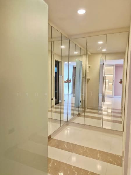 Lumpini Park View, Bangkok, Rama 4, Thung Maha Mek, Sathon, Bangkok, 3 Bedrooms, 276 sqm, Condo For Rent, by สรภพ ยอดไชย (สีฝุ่น), 500383531 - DDproperty.com