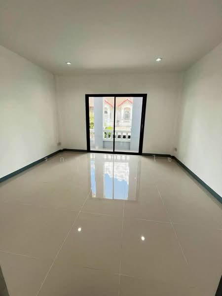 แพรมาพรคลอง4, ปทุมธานี, บึงยี่โถ, ธัญบุรี, ปทุมธานี, 72 ตร.ม., ทาวน์เฮ้าส์ ขาย, โดย สรภพ ยอดไชย (สีฝุ่น), 500383534 - DDproperty.com