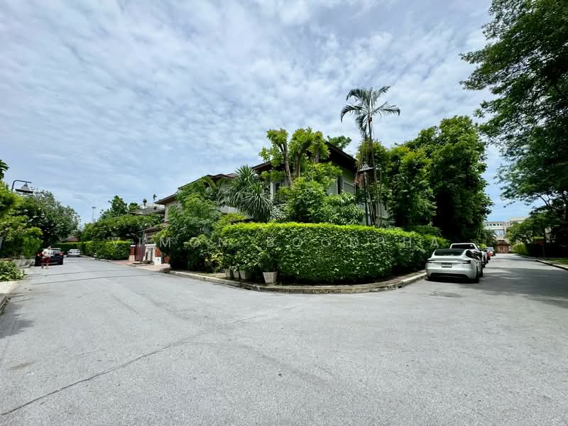 Siritavara Ekkamai-Ramintra, Bangkok, 259 Praditmanutham Rd., Lat Phrao, Bangkok, 4 Bedrooms, 350 sqm, Single Detached House For Sale, by Vimon Boodpha, 500383536 - DDproperty.com