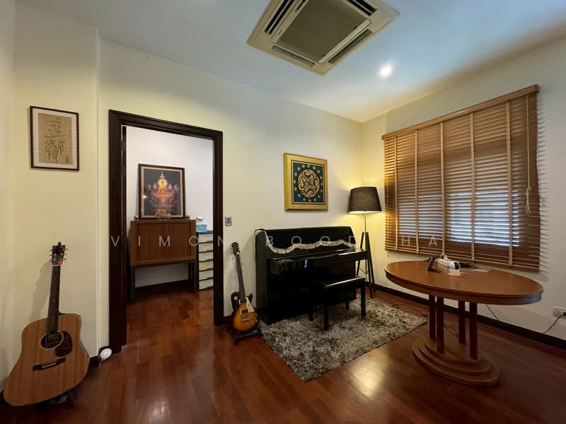 Siritavara Ekkamai-Ramintra, Bangkok, 259 Praditmanutham Rd., Lat Phrao, Bangkok, 4 Bedrooms, 350 sqm, Single Detached House For Sale, by Vimon Boodpha, 500383536 - DDproperty.com
