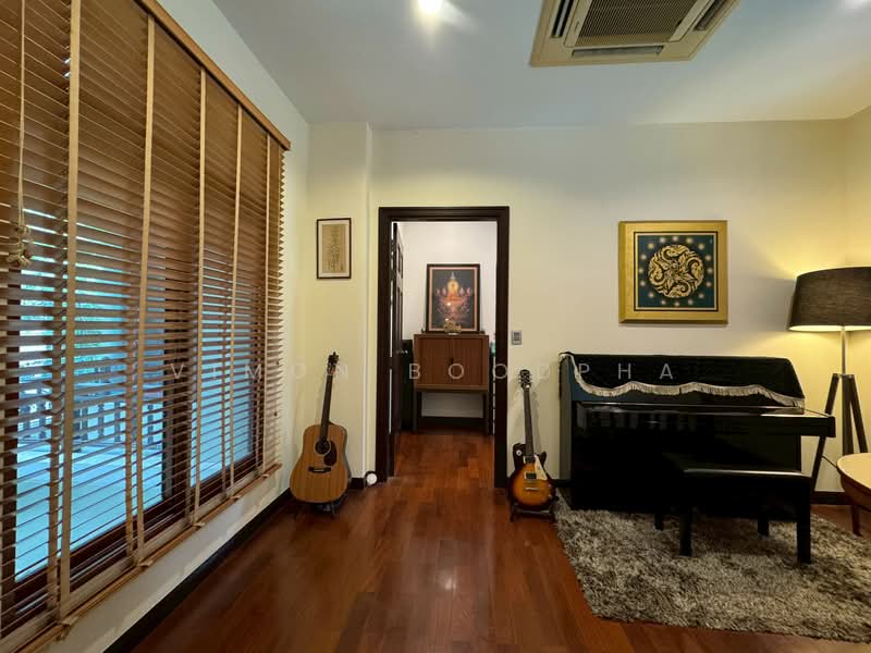 Siritavara Ekkamai-Ramintra, Bangkok, 259 Praditmanutham Rd., Lat Phrao, Bangkok, 4 Bedrooms, 350 sqm, Single Detached House For Sale, by Vimon Boodpha, 500383536 - DDproperty.com