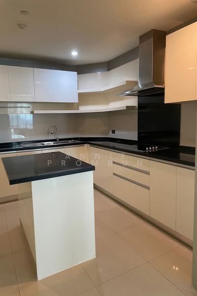 Watermark Chaophraya, Bangkok, Soi Charoennakorn 39-41, Charoennakorn Road, Bang Lam Phu Lang, Khlong San, Bangkok, 4 Bedrooms, 283 sqm, Condo For Sale, by Annie Prombun, 500383557 - DDproperty.com
