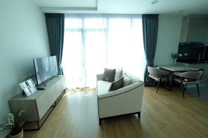 The Unique Ekamai-Ramintra, Bangkok, Soi Ladprao 87 Yak 30, Khlong Chaokhun Sing, Wang Thonglang, Bangkok, 1 Bedroom, 38 sqm, Condo For Sale, by Annie Prombun, 500383574 - DDproperty.com