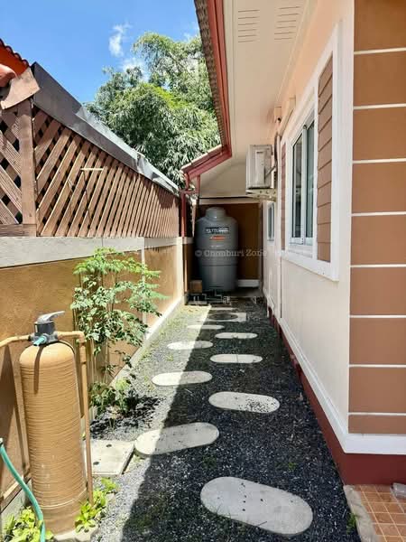 ให้เช่าบ้านเดี่ยว ม.ณฐาวดี4 สวนเสือ ศรีราชา, Chon Buri (Pattaya), Surasak, Si Racha, Chon Buri (Pattaya), 3 Bedrooms, 180 sqm, Single Detached House For Rent, by Dusit Saengfa, 500383577 - DDproperty.com