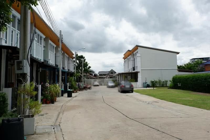Golden Town 2 Suksawat-Phutthabucha, Bangkok, Soi Suk Sawat 26, Bangpakok, Rat Burana, Bangkok, 3 Bedrooms, 100 sqm, Townhouse For Sale, by The Best Property ใบหม่อน, 500383582 - DDproperty.com