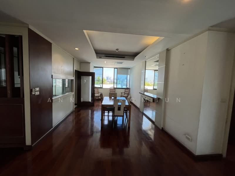 Royal River Place : รอยัล ริเวอร์ เพลส, กรุงเทพ, ถนนพระราม 3, บางโพงพาง, ยานนาวา, กรุงเทพ, 312 ตร.ม., คอนโด ขาย, โดย Annie Prombun, 500383592 - DDproperty.com