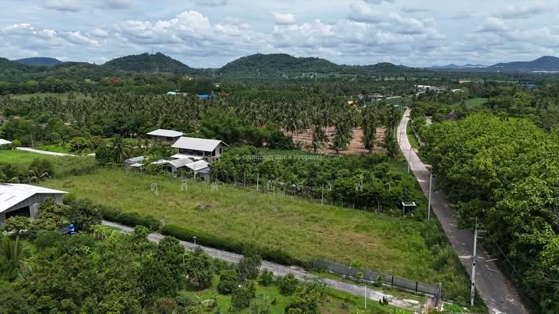 ขายที่ดินวิวภูเขา 1.5 ไร่ ธรรมชาติมาก โค้งดารา ศรีราชา, Chon Buri (Pattaya), Surasak, Si Racha, Chon Buri (Pattaya), , 2,400 sqm, Land For Sale, by Dusit Saengfa, 500383595 - DDproperty.com