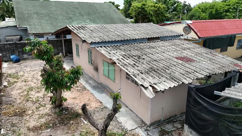 ขายที่ดินทำเลดี 111 ตรว. พร้อมบ้าน 1 หลัง เก้ากิโล ศรีราชา, Chon Buri (Pattaya), Surasak, Si Racha, Chon Buri (Pattaya), , 444 sqm, Land For Sale, by Dusit Saengfa, 500383623 - DDproperty.com