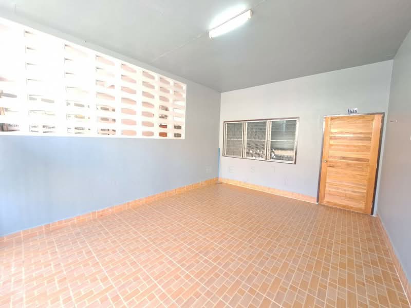 ไผ่ทอง นครสวรรค์, Nakhon Sawan, Nakhonsawan Tok, Muang Nakhon Sawan, Nakhon Sawan, 2 Bedrooms, 100 sqm, Townhouse For Sale, by The Best Property โบ, 500383657 - DDproperty.com