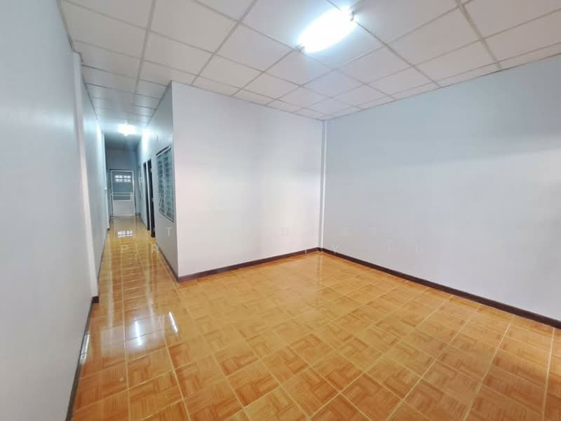 ไผ่ทอง นครสวรรค์, Nakhon Sawan, Nakhonsawan Tok, Muang Nakhon Sawan, Nakhon Sawan, 2 Bedrooms, 100 sqm, Townhouse For Sale, by The Best Property โบ, 500383657 - DDproperty.com
