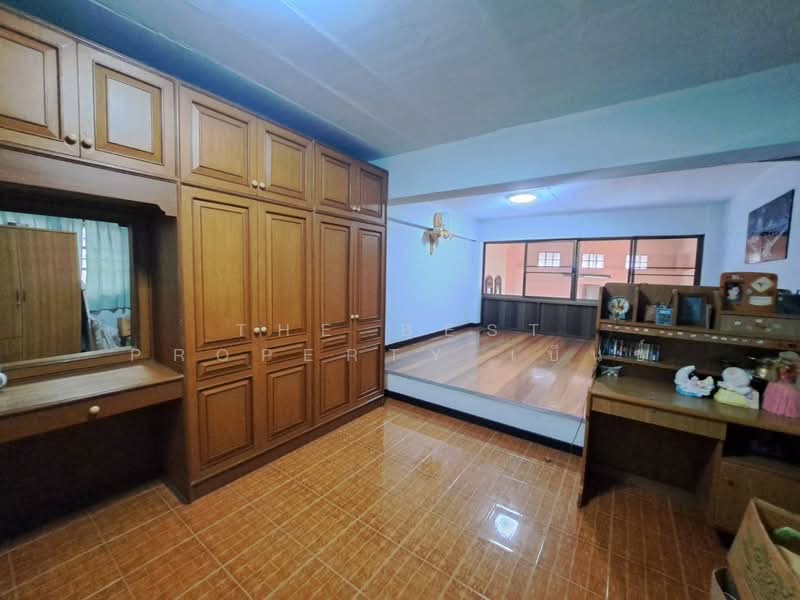 อาคารพาณิชย์พร้อมห้องเช่าปากน้ำโพ นครสวรรค์, Nakhon Sawan, Pak Nam Pho, Muang Nakhon Sawan, Nakhon Sawan, , 100 sqm, Shophouse For Sale, by The Best Property เบ็นซ์, 500383698 - DDproperty.com