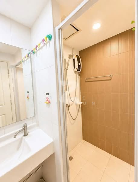 U Delight @ Jatujak Station, Bangkok, 22 Soi Phaholyothin 18/1, Phaholyothin Road, Jom Phon, Chatuchak, Bangkok, 2 Bedrooms, 64 sqm, Condo For Sale, by Annie Prombun, 500383742 - DDproperty.com