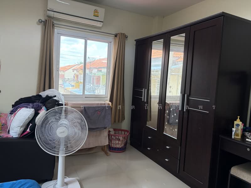 ขายบ้านทาวน์โฮมสไตล์บ้านแฝด หมู่บ้านเอกวัฒนา เพชรเกษม 53 บางแค กทม, Bangkok, เพชรเกษม 53, Bang Khae, Bang Khae, Bangkok, 2 Bedrooms, 112 sqm, Semi-Detached House (Twin House) For Sale, by PhanThach Sotthipimonporn, 500383771 - DDproperty.com