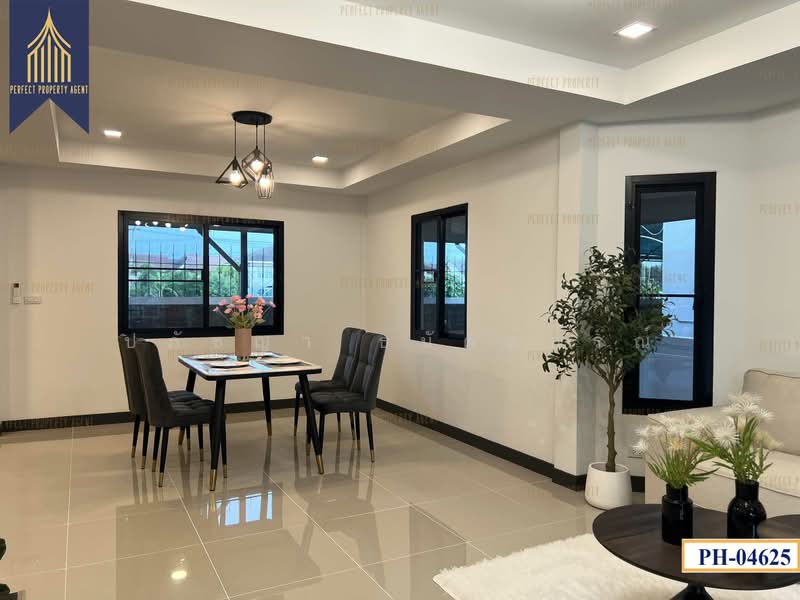 ชัยพฤกษ์, Bangkok, Lam Pla Tiew, Lat Krabang, Bangkok, 4 Bedrooms, 160 sqm, Single Detached House For Sale, by ปภัชญา ธนัตถ์ภรณ์, 500383786 - DDproperty.com