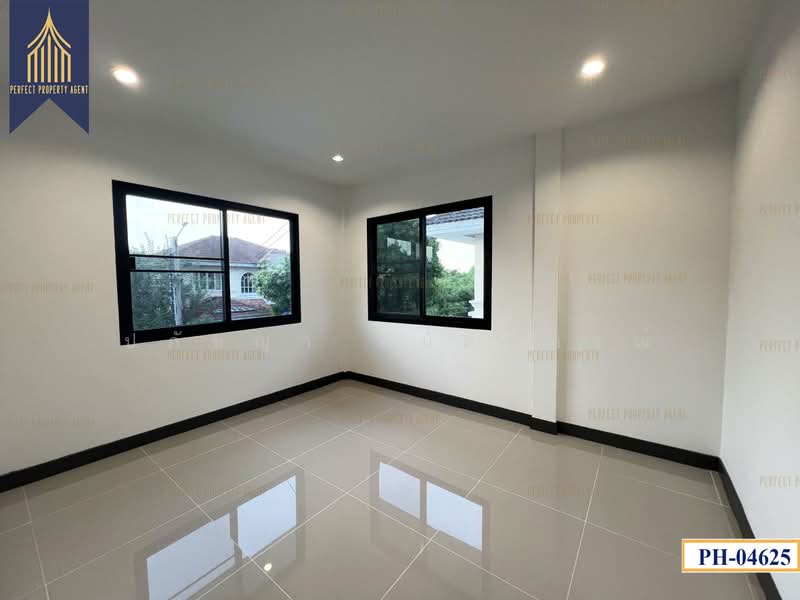 ชัยพฤกษ์, Bangkok, Lam Pla Tiew, Lat Krabang, Bangkok, 4 Bedrooms, 160 sqm, Single Detached House For Sale, by ปภัชญา ธนัตถ์ภรณ์, 500383786 - DDproperty.com