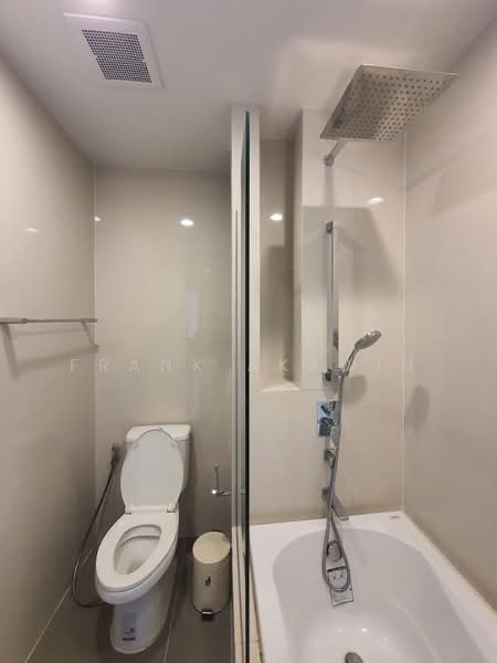 Oka Haus Sukhumvit 36, Bangkok, 3399 Rama 4 Road, Khong Tan, Khlong Toei, Bangkok, 1 Bedroom, 35 sqm, Condo For Rent, by Frank Akawin, 500383793 - DDproperty.com