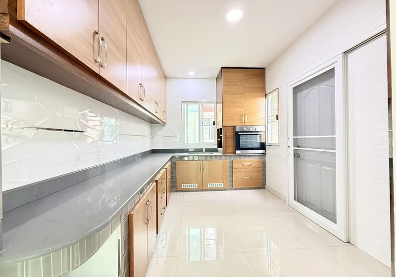 Passorn Prestige Pinklao-Phetkasem : ภัสสร เพรสทีจ ปิ่นเกล้า-เพชรเกษม, นครปฐม, ถนนพุทธมณฑลสาย 4, กระทุ่มล้ม, สามพราน, นครปฐม, 180 ตร.ม., บ้านเดี่ยว ขาย, โดย ศิริเพ็ญ ทองอ่อน, 500383809 - DDproperty.com