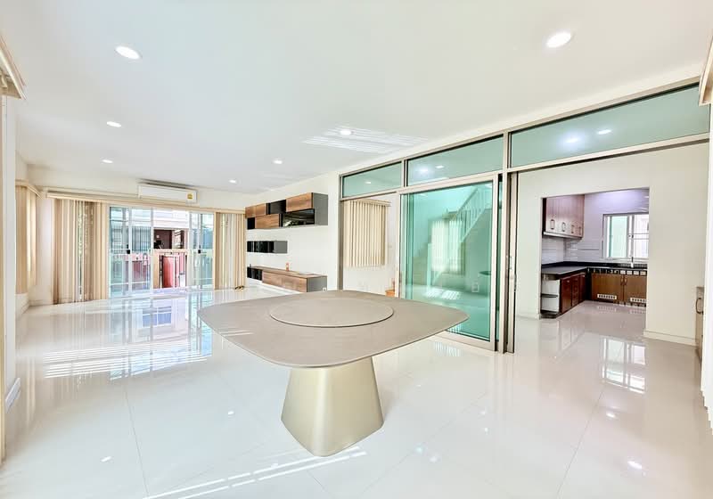 Passorn Prestige Pinklao-Phetkasem, Nakhon Pathom, Phutthamonthon Sai 4 Road, Krathum Lom, Sam Phran, Nakhon Pathom, 3 Bedrooms, 180 sqm, Single Detached House For Sale, by ศิริเพ็ญ ทองอ่อน, 500383809 - DDproperty.com
