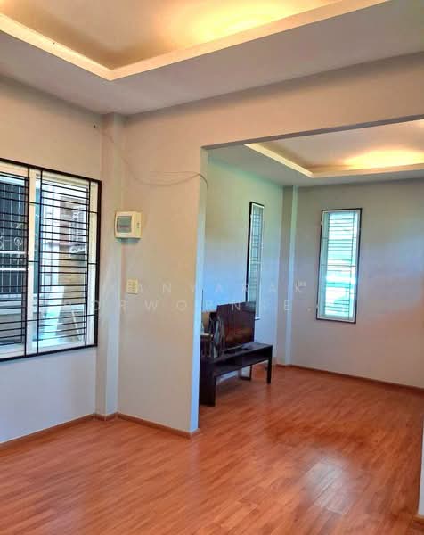 บ้าน เดอะซัน วิลเลจ มาบตาพุด ระยอง : The Sun Village, Rayong, Map Ta Phut, Muang Rayong, Rayong, 3 Bedrooms, 300 sqm, Single Detached House For Sale, by Kanyarak Borwornsetthaskul, 500383817 - DDproperty.com