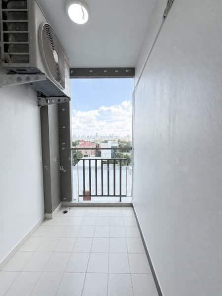 Lumpini Condo Town Bodindecha Ramkhamhaeng, Bangkok, Soi Ramkhamhaeng 43/1, Phlapphla, Wang Thonglang, Bangkok, 1 Bedroom, 28 sqm, Condo For Sale, by พงษ์ประเสริฐ ผาแดงจงเจริญ, 500383847 - DDproperty.com