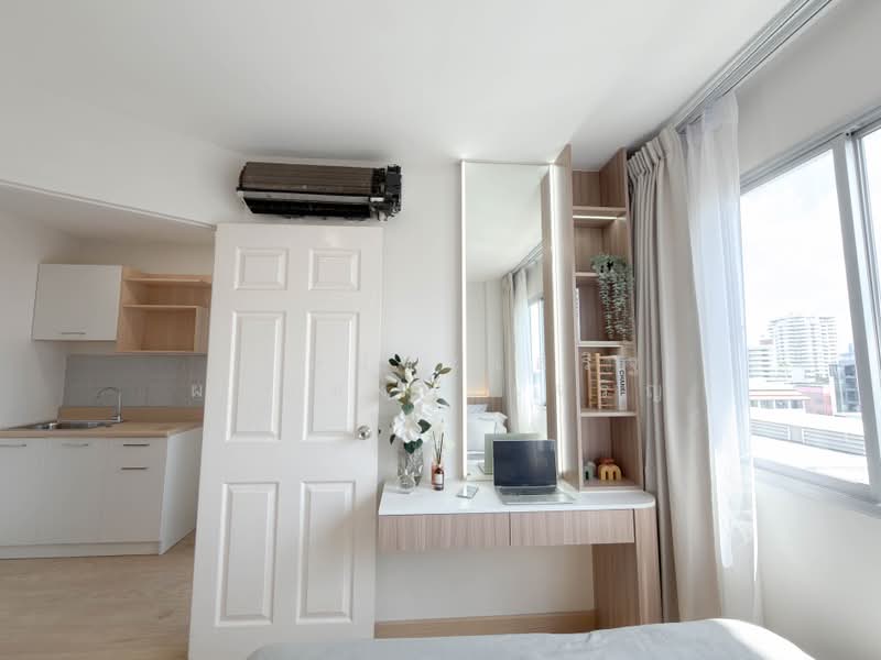 Lumpini Condo Town Bodindecha Ramkhamhaeng, Bangkok, Soi Ramkhamhaeng 43/1, Phlapphla, Wang Thonglang, Bangkok, 1 Bedroom, 28 sqm, Condo For Sale, by พงษ์ประเสริฐ ผาแดงจงเจริญ, 500383847 - DDproperty.com