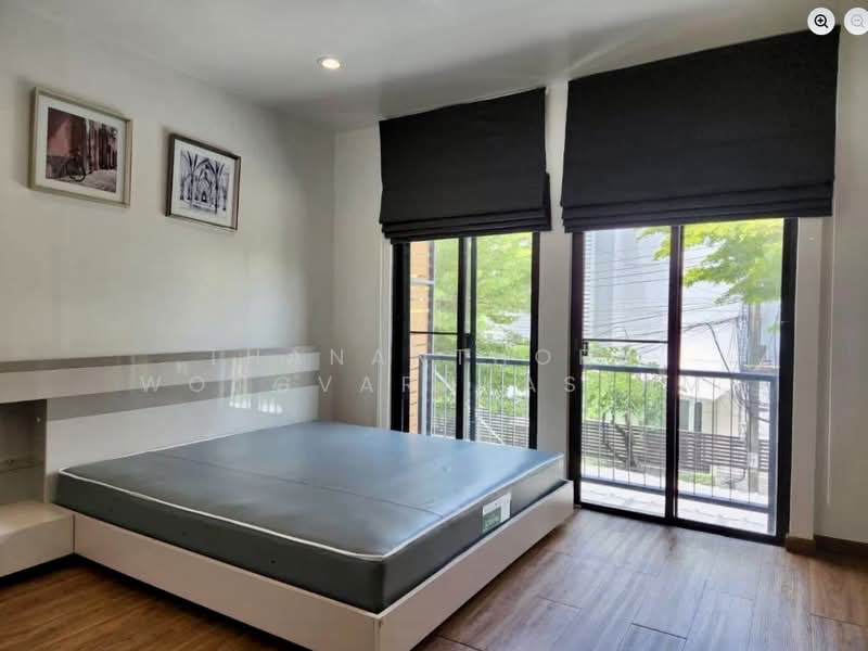 Areeya Mandarina Sukhumvit 77 : อารียา แมนดารีนา สุขุมวิท 77, กรุงเทพ, ถนนสุขุมวิท 77 (อ่อนนุช), สวนหลวง, กรุงเทพ, 180 ตร.ม., ทาวน์เฮ้าส์ ให้เช่า, โดย Thananthorn Wongvarnkaseam, 500383849 - DDproperty.com