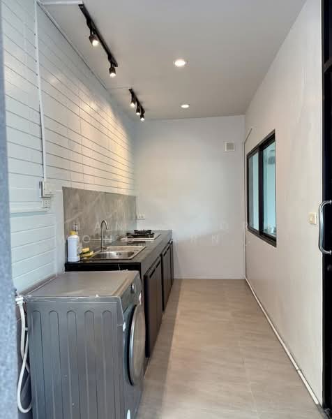 Areeya Mandarina Sukhumvit 77, Bangkok, Sukhumvit 77 Road (On Nut), Suan Luang, Bangkok, 3 Bedrooms, 180 sqm, Townhouse For Rent, by Thananthorn Wongvarnkaseam, 500383849 - DDproperty.com