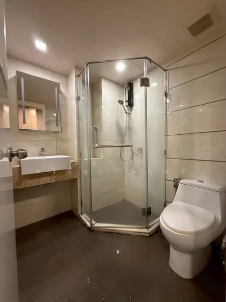 The Light New York, Bangkok, 324 Soi Sukhumvit 64, Bang Chak, Phra Khanong, Bangkok, 1 Bedroom, 24 sqm, Condo For Sale, by ภัทรพล ศรีกัลยาณบุตร, 500383871 - DDproperty.com
