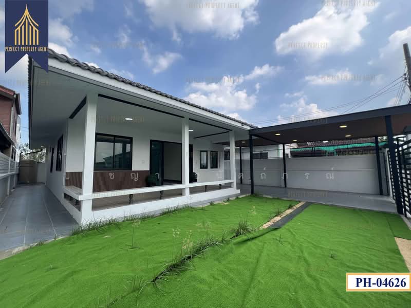 สุขใจวิลเลจ, Bangkok, Lam Phak Chi, Nong Chok, Bangkok, 4 Bedrooms, 160 sqm, Semi-Detached House (Twin House) For Sale, by ปภัชญา ธนัตถ์ภรณ์, 500383895 - DDproperty.com