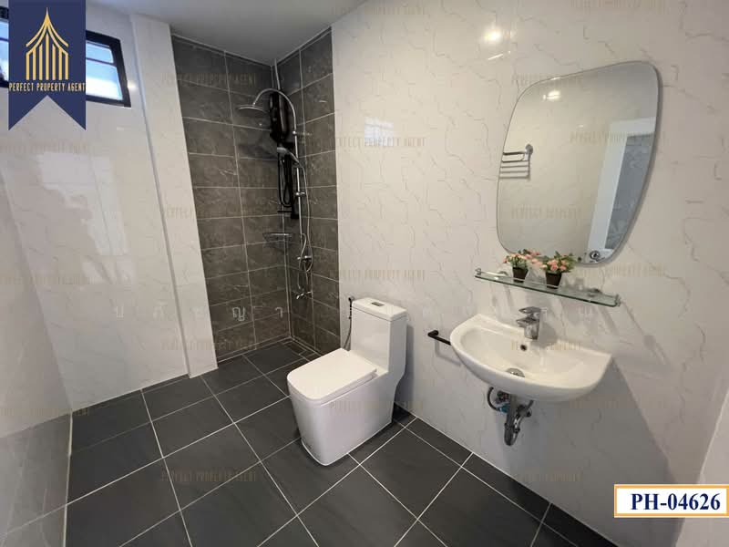 สุขใจวิลเลจ, Bangkok, Lam Phak Chi, Nong Chok, Bangkok, 4 Bedrooms, 160 sqm, Semi-Detached House (Twin House) For Sale, by ปภัชญา ธนัตถ์ภรณ์, 500383895 - DDproperty.com