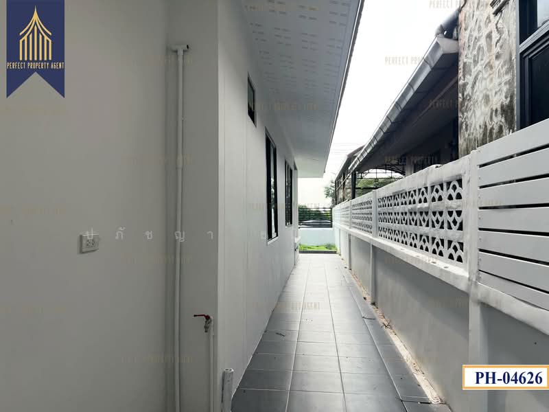 สุขใจวิลเลจ, Bangkok, Lam Phak Chi, Nong Chok, Bangkok, 4 Bedrooms, 160 sqm, Semi-Detached House (Twin House) For Sale, by ปภัชญา ธนัตถ์ภรณ์, 500383895 - DDproperty.com