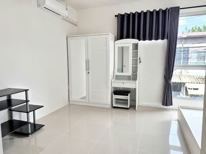 ให้เช่าทาวน์โฮม ม.ประภัสสรพรีซิโอ บ่อวิน ศรีราชา, Chon Buri (Pattaya), Bo Win, Si Racha, Chon Buri (Pattaya), 2 Bedrooms, 75 sqm, Townhouse For Rent, by Dusit Saengfa, 500383909 - DDproperty.com